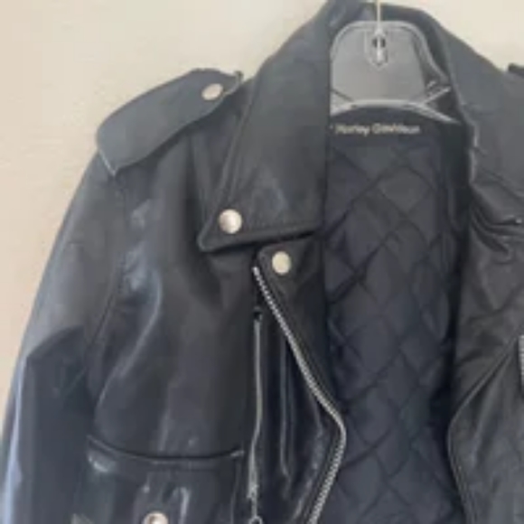 Womans Black Motorcycle - Picture 4 of 4